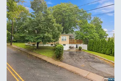 117 Hackensack Avenue, Ridgefield Park, NJ 07660 - Photo 4