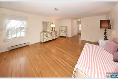 513 Lydia Lane, Wyckoff Township, NJ 07481 - Photo 26