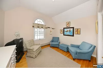 513 Lydia Lane, Wyckoff Township, NJ 07481 - Photo 20