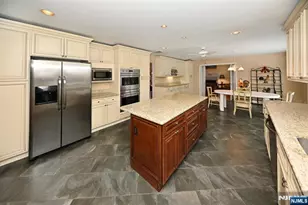 513 Lydia Ln, Wyckoff Township, NJ 07481 - Photo 14
