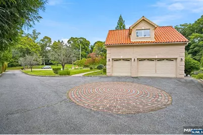 1 Dimmig Court, Upper Saddle River, NJ 07458 - Photo 42