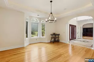 1 Dimmig Ct, Upper Saddle River, NJ 07458 - Photo 6