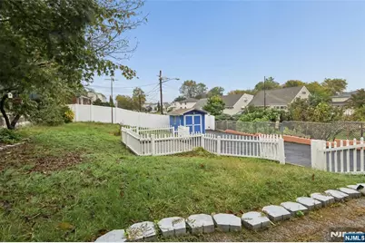 249 Bergen Avenue, Kearny, NJ 07032 - Photo 28