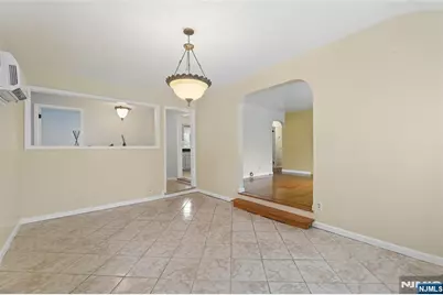249 Bergen Avenue, Kearny, NJ 07032 - Photo 10