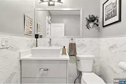 209 Wayne Avenue A #A, Cliffside Park, NJ 07010 - Photo 22