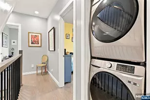 209 Wayne Ave A, Cliffside Park, NJ 07010 - Photo 18