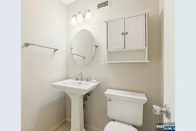 2150 Center Avenue 18A #18A, Fort Lee, NJ 07024 - Photo 20