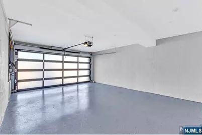 420 Glen Avenue A #A, Palisades Park, NJ 07650 - Photo 32