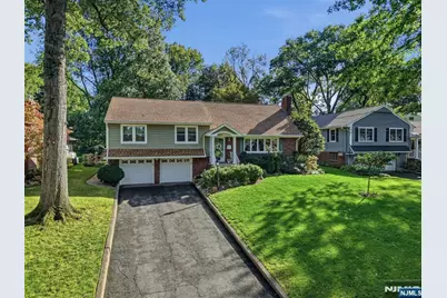 297 Gramercy Place, Glen Rock, NJ 07452 - Photo 2