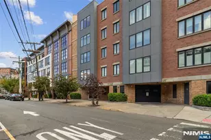 2 Paterson Ave 2B, Hoboken, NJ 07030 - Photo 24