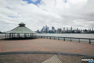 2 Paterson Ave 2B, Hoboken, NJ 07030 - Photo 34