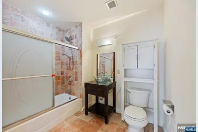399 11th Street 301 #301, Palisades Park, NJ 07650 - Photo 16