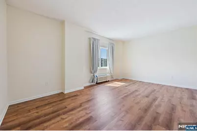 399 11th Street 301 #301, Palisades Park, NJ 07650 - Photo 8