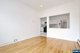 7 Farnham Ave 1st Floor, Garfield, NJ 07026 - Photo 10