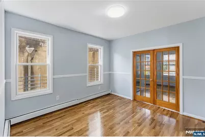 590 Hawthorne Avenue, Irvington, NJ 07112 - Photo 6