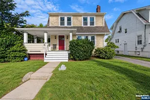 61 Buena Vista Ave, Hawthorne, NJ 07506 - Photo 1