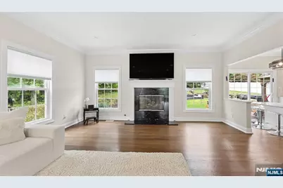 560 Van Emburgh Avenue, Washington Township, NJ 07676 - Photo 6
