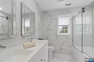 560 Van Emburgh Ave, Washington Township, NJ 07676 - Photo 30