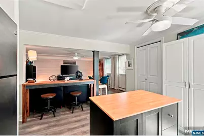 470 Valley Road C009A #C009A, Montclair, NJ 07043 - Photo 14