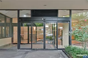 1077 River Road 1009, Edgewater, NJ 07020 - Photo 34