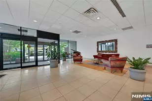 1077 River Road 1009, Edgewater, NJ 07020 - Photo 2