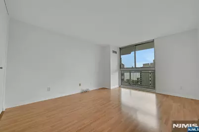 1077 River Road 1009 #1009, Edgewater, NJ 07020 - Photo 16
