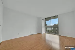 1077 River Road 1009, Edgewater, NJ 07020 - Photo 16