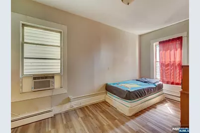 39 Hillman Street, Paterson, NJ 07522 - Photo 6