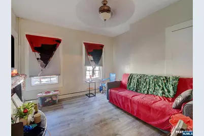 39 Hillman Street, Paterson, NJ 07522 - Photo 12