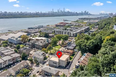 280 Undercliff Avenue 2 #2, Edgewater, NJ 07020 - Photo 18