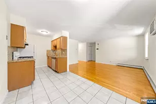 280 Undercliff Ave 2, Edgewater, NJ 07020 - Photo 10