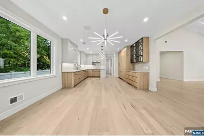 914 Hammond Road, Ridgewood, NJ 07450 - Photo 20