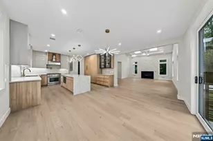 914 Hammond Rd, Ridgewood, NJ 07450 - Photo 22