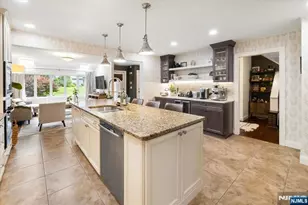 19 N Bayard Ln, Mahwah, NJ 07430 - Photo 4