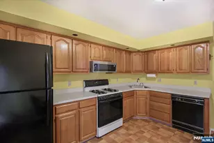3 Brookside Heights F, Wanaque, NJ 07465 - Photo 10
