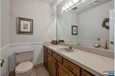 15 Bentley Drive, Franklin Lakes, NJ 07417 - Photo 14