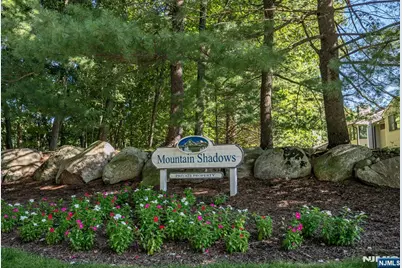 15 Bentley Drive, Franklin Lakes, NJ 07417 - Photo 32