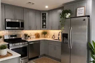 19 Oak St, Ridgefield Park, NJ 07660 - Photo 2