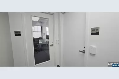 972 Broad Street Floor 3 #Floor 3, Newark, NJ 07102 - Photo 14