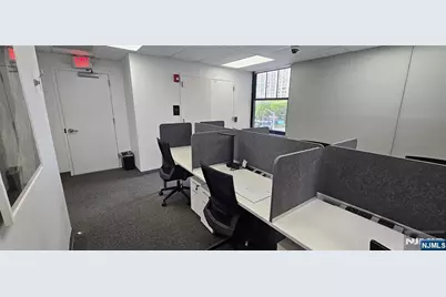 972 Broad Street Floor 3 #Floor 3, Newark, NJ 07102 - Photo 22