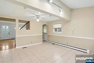 118 Gilbert Ave, Elmwood Park, NJ 07407 - Photo 10