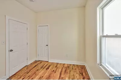225 10th Street, Newark, NJ 07107 - Photo 14