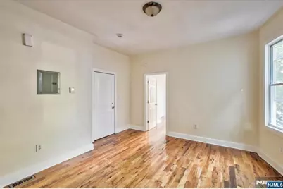 225 10th Street, Newark, NJ 07107 - Photo 10