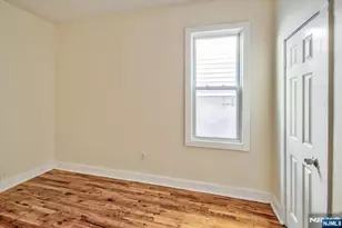 225 10th St, Newark, NJ 07107 - Photo 16