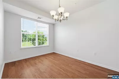 404 Waterview Court 404 #404, Hanover Township, NJ 07927 - Photo 4
