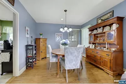 401 Adolphus Avenue, Cliffside Park, NJ 07010 - Photo 16