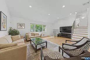 61 Center St, Cresskill, NJ 07626 - Photo 12
