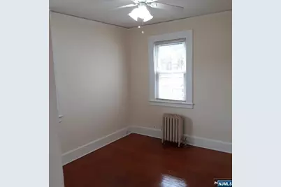 15 Bellevue Avenue, Belleville, NJ 07109 - Photo 8