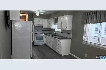 629 Sussex Street, Harrison, NJ 07029 - Photo 4