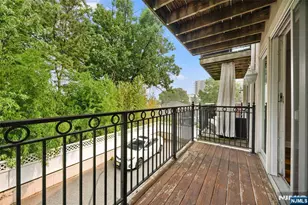 352 Gorge Rd, Cliffside Park, NJ 07010 - Photo 8